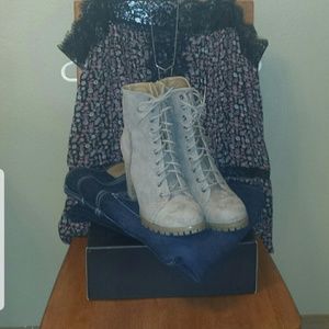 Report "adrian" block heel combat boots